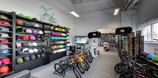 Godziny otwarcia AveBmx