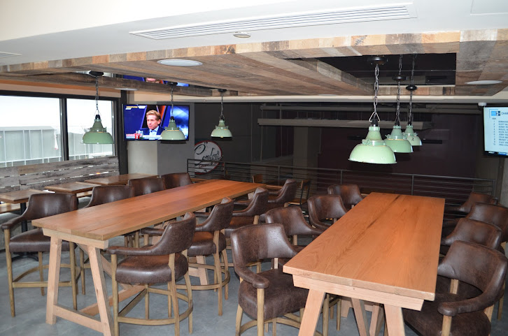 McCray's Tavern by null