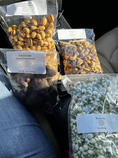 Nuts On Wheels - Visual