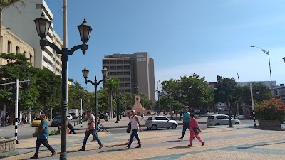 Photos of Royal Street Shopping Center