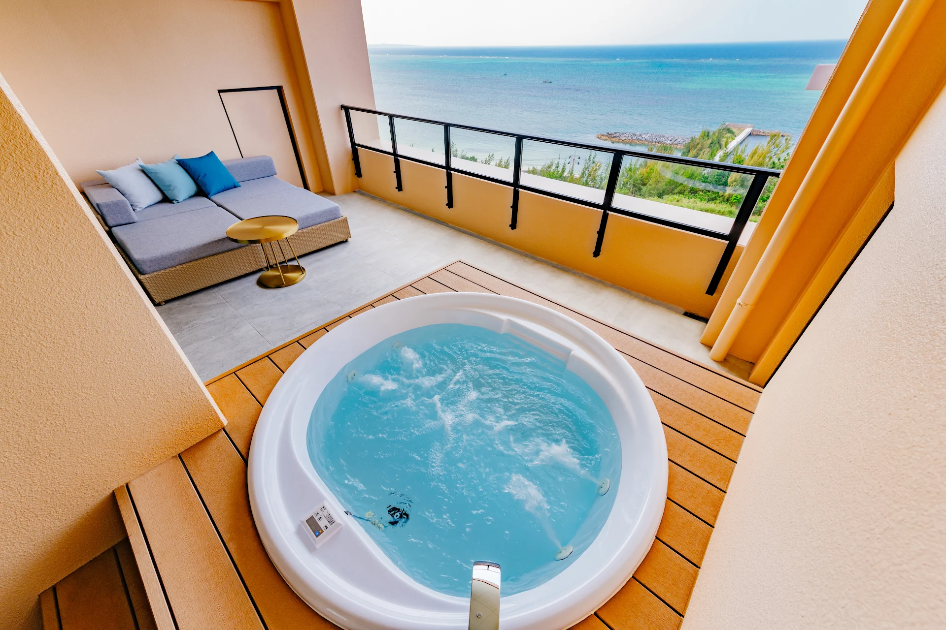 AQUASENSE Hotel & Resort