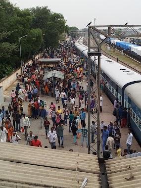 Idgah Agra Junction, Author: SHARAD PARMAR