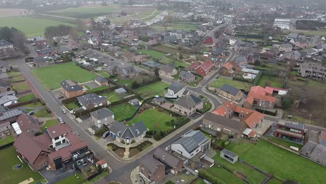 Reacties en beoordelingen van Van Dommelen Vastgoed