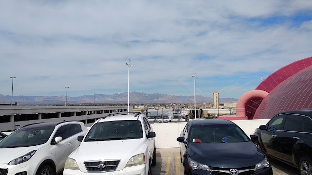Circus Circus Parking Garage