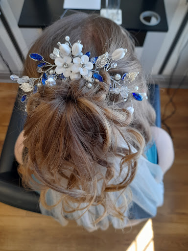 Marie@valencia Hair Salon