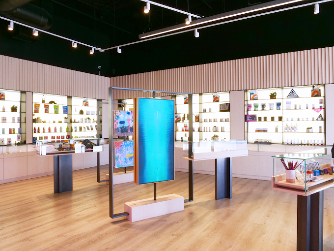 Uncover The Artist Tree: Fresno's Top Cannabis Dispensary and Art Gallery