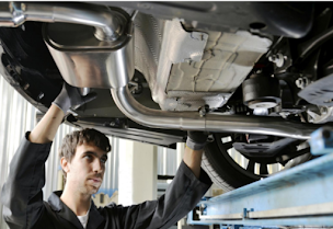 Photo n°3 de Garage Morana à Chevigny-Saint-Sauveur (Atelier de réparation automobile)