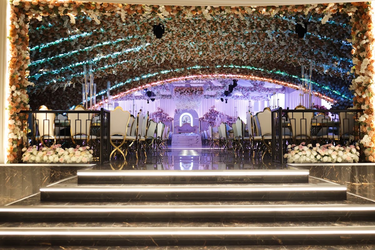 Luxe Venue asian wedding banqueting events wedding venue banqueting hall photo 6
