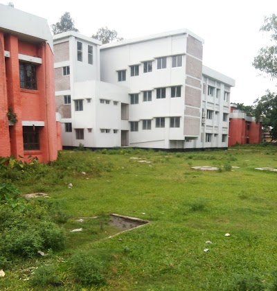 Photos of Belkuchi Upazila Health Complex