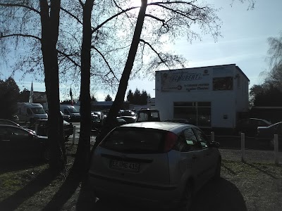 car-dealer