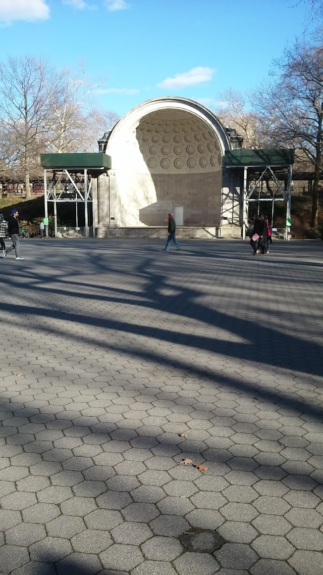 The Mall and Literary Walk