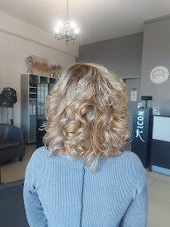 Photo n°18 de Le Salon D'Elisa à Saint-André (Salon de coiffure)