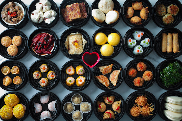 Dim Sum Box Restaurant & Cocktail Bar by null