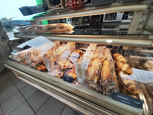 Photo n°34 de Fournil de Léon à Noidans-le-Ferroux (Sandwicherie)