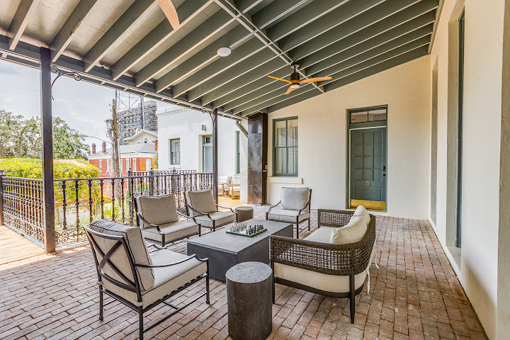 Bellwether House by null