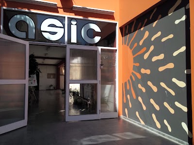 Photos of Asic - Instituto de Ingl&eacute;s y Biblioteca Popular Am&eacute;ricas