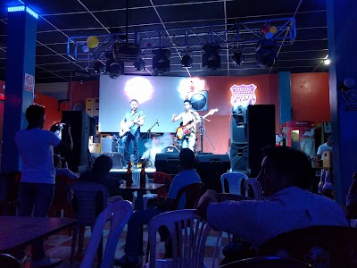 Photos of EL PUENTE NIGHT CLUB