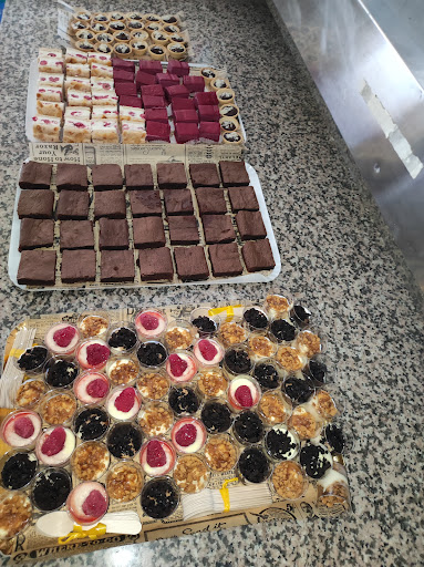 Photo 4 - Home Made Food Traiteur