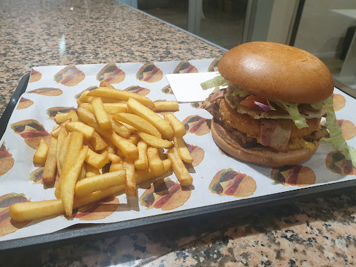 Photo 3 - Maxi food