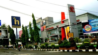 Photos of Toyota Kediri