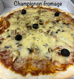 Photo n°24 de PIZZA RIDER Distributeur Pizza 24h/24h 7/7 à Saint-Victoret (Pizzas à emporter)