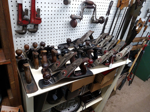 Poor Charlie's Antiques and Flea Market - Thumbnail