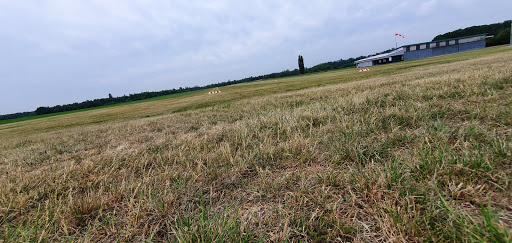 Gießen-Reiskirchen Airport - Thumbnail
