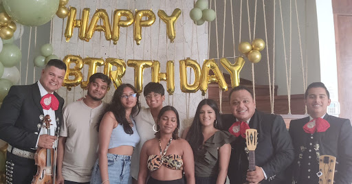MARIACHI SERENATA MEXICANA DE PLAYAS DEL CARMEN