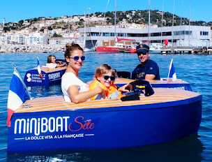 Photo n°31 de MiniBoat Sète à Sète (Service de location de bateaux)