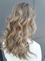 Photo n°7 de INTEMPOREL Coiffeur Créateur à Dinozé (Salon de coiffure)