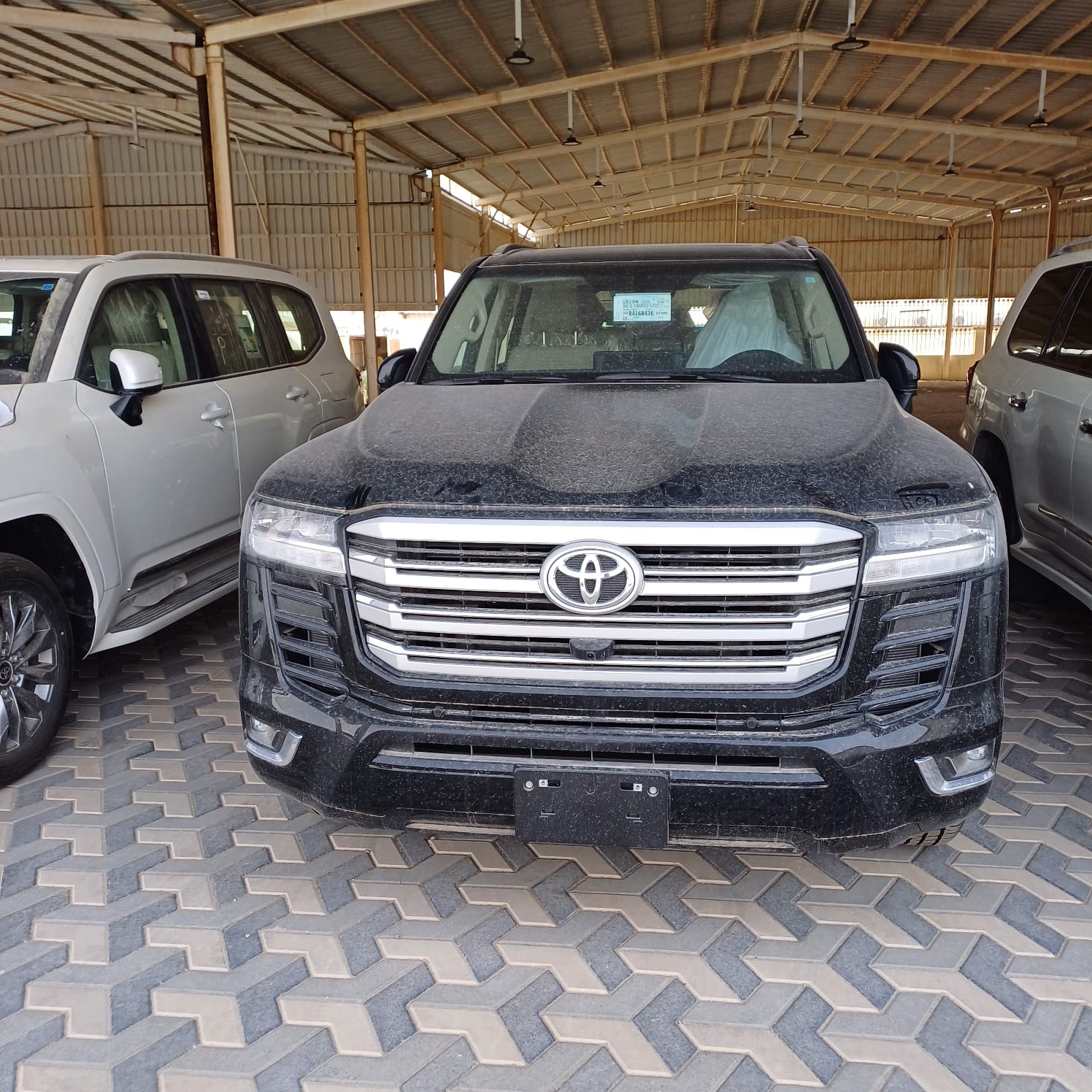 معرض مشرع العتيبي للسيارات - صورة 2