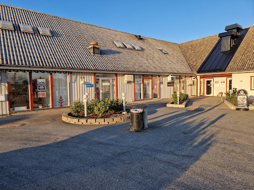 Hanséns & Lindhs begravningsbyrå, Åhus