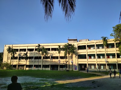 Photos of Ispahani University College