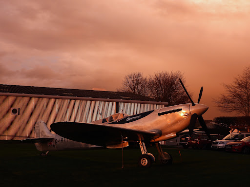 Spitfires.com - Visual