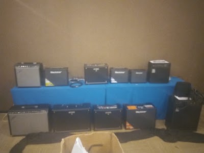 Photos of EMC-DEALER RESMI ALAT MUSIK & SOUND SYSTEM di Surabaya dan Malang