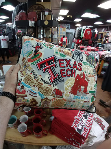 Red Raider Outfitter- Broadway - Thumbnail