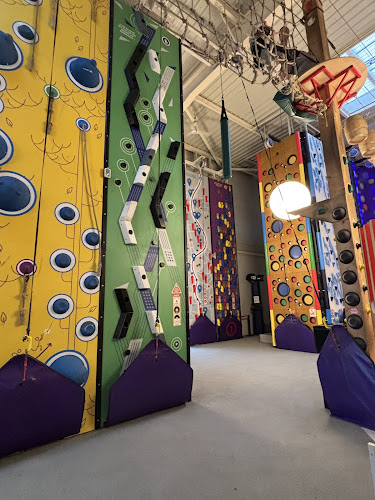 Comentarii opinii despre HAPIK Salle d'escalade 100% fun