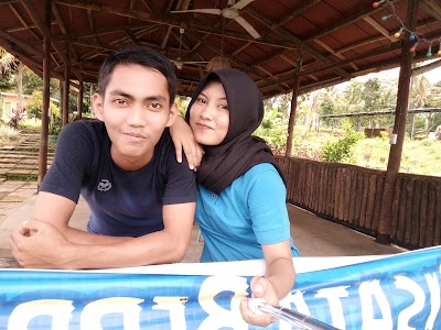 Photos of Baratan Hill Sarana Lamp Poll Cafe