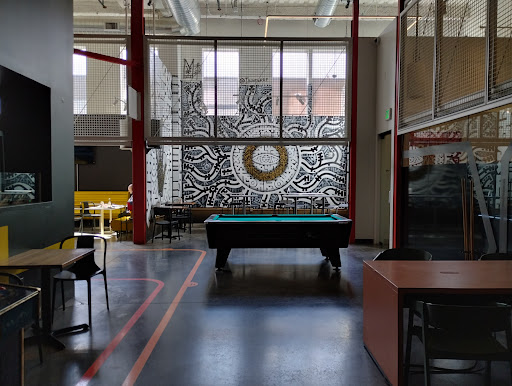 Le Bar - Visual