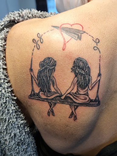 SALON DE TATOUAGE COEUR D'ENCRE - Thumbnail