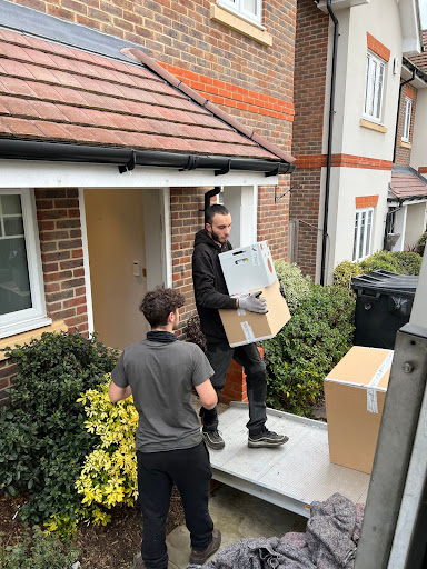 Cookham Removals and Storage - Maidenhead - Thumbnail