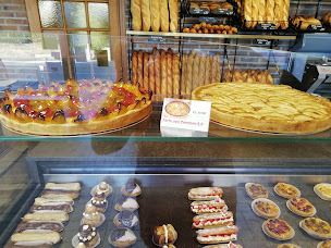 Photo n°17 de Boulangerie Patisserie Cedric et Emeline à Ô-de-Selle (Boulangerie)