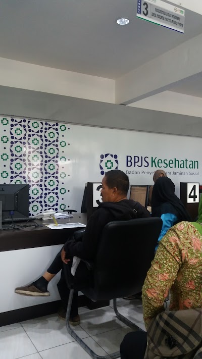 Photos of Pertamina gas station 34-15708