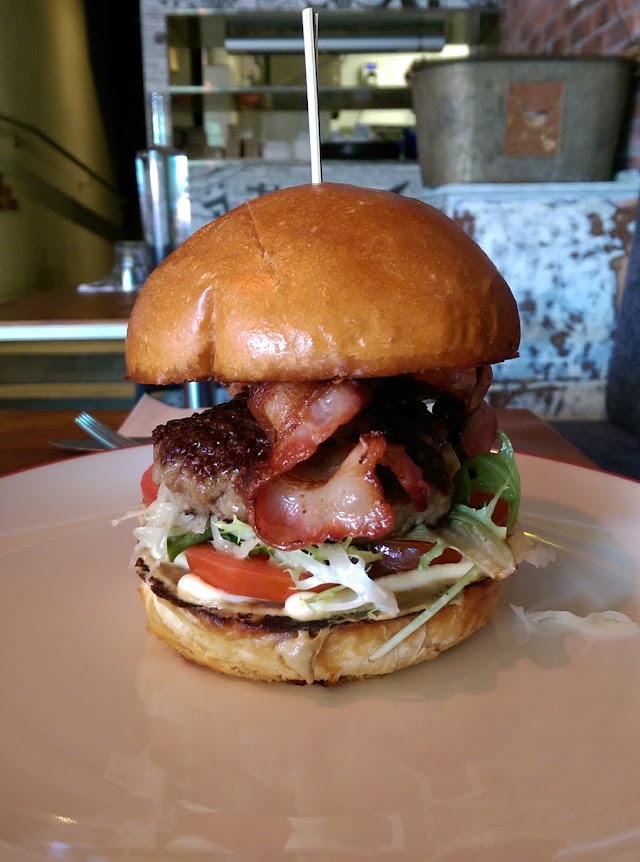 Boom Boom Burger Bar