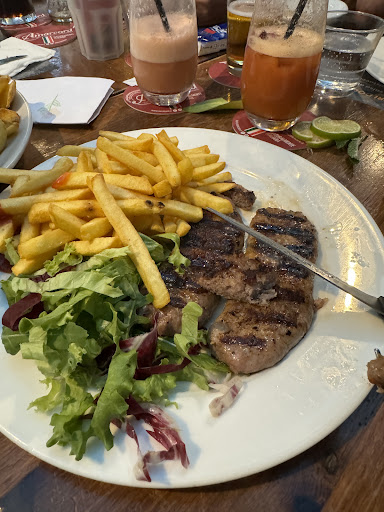 Mamy's Pub - Visual