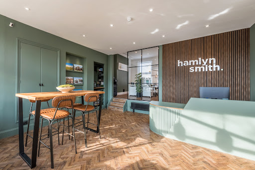 Hamlyn Smith - Visual