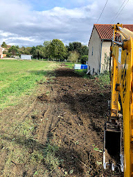 Photo n°18 de Multiservices georget à Scorbé-Clairvaux (Peintre en bâtiment)