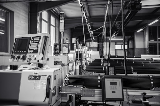 USINE NOUVELLE DE DECOLLETAGE - Thumbnail