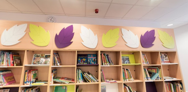 Reviews of Elm Grove Primary School in Worthing - School