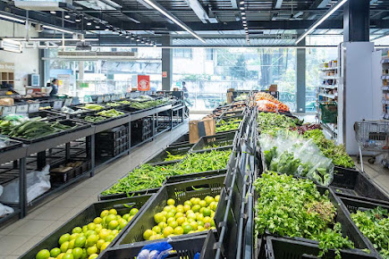 Af1qipmsv2wbf3wuofbzyab6fzstwiqbx6rjwwryjy C=s435 K No